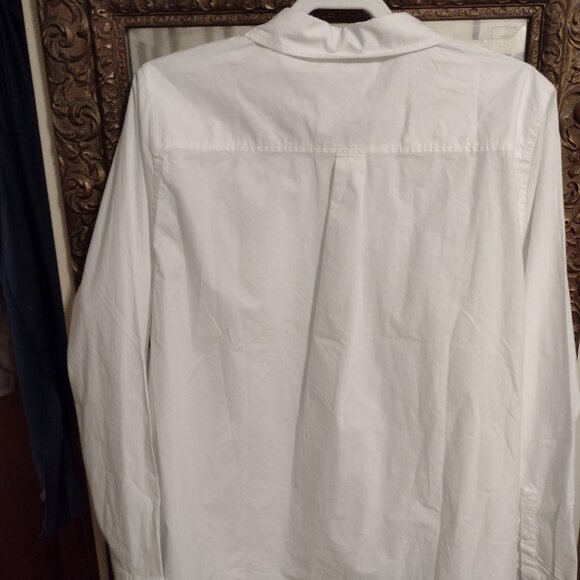 White blouse - Picture 2 of 5